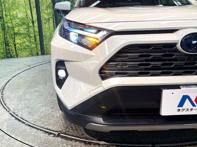 TOYOTA RAV4 HYBRID 4WD 2022 Image 31