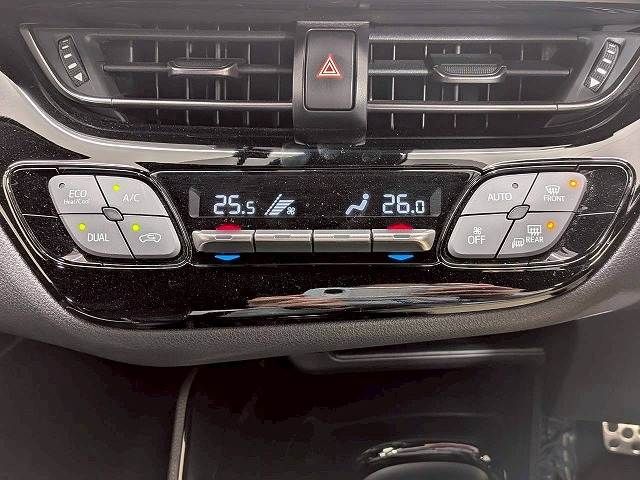 TOYOTA C-HR 2020 Image 31