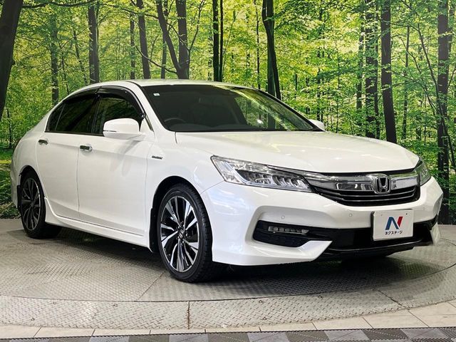 HONDA ACCORD HYBRID 2017 Image 31