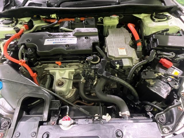 HONDA ACCORD HYBRID 2017 Image 31