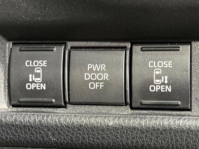 TOYOTA SIENTA HYBRID 2023 Image 31