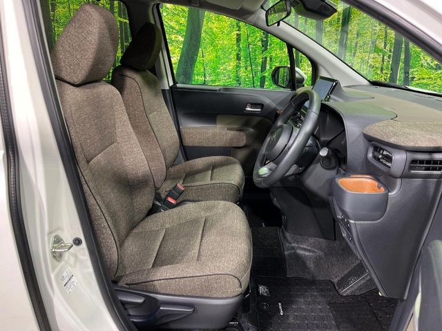 TOYOTA SIENTA HYBRID 2023 Image 31