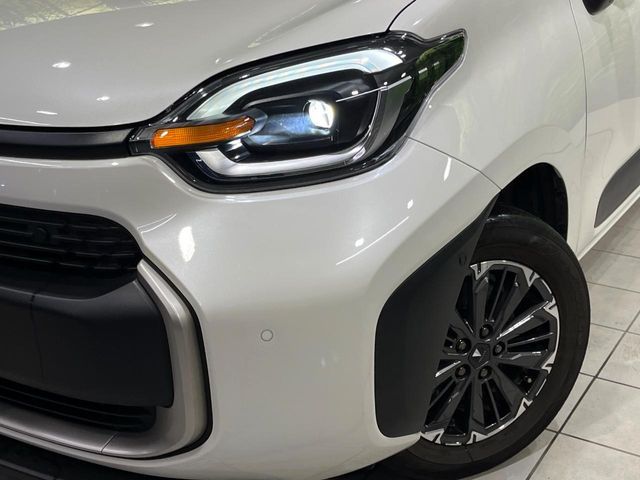 TOYOTA SIENTA HYBRID 2023 Image 31