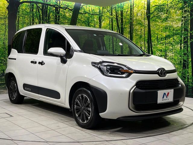 TOYOTA SIENTA HYBRID 2023 Image 31