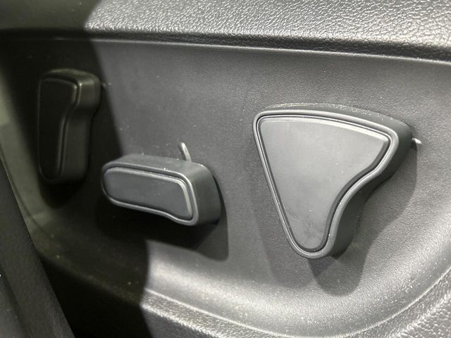 TOYOTA YARIS CROSS HYBRID 2022 Image 31