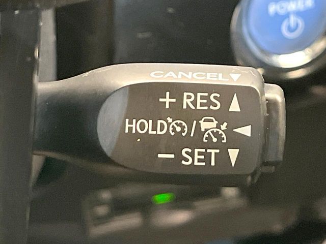 TOYOTA PRIUS 2019 Image 31