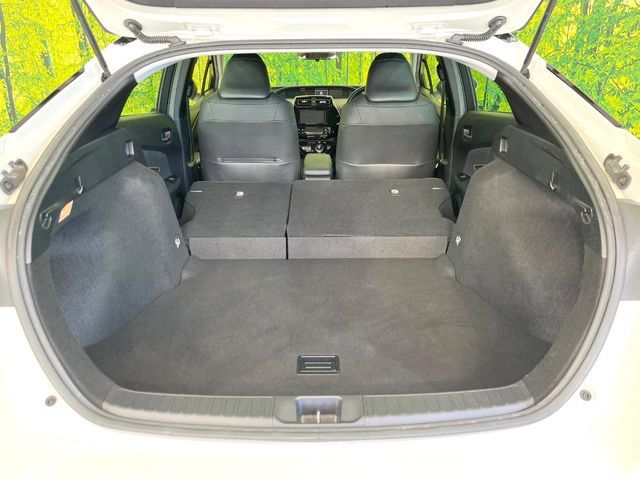 TOYOTA PRIUS 2019 Image 31