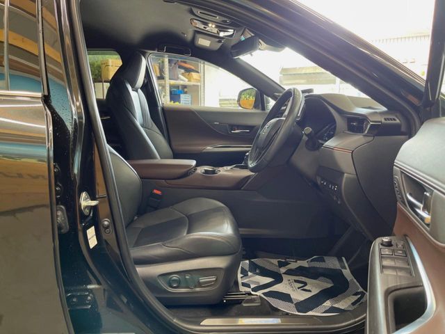 TOYOTA HARRIER HYBRID 2024 Image 31