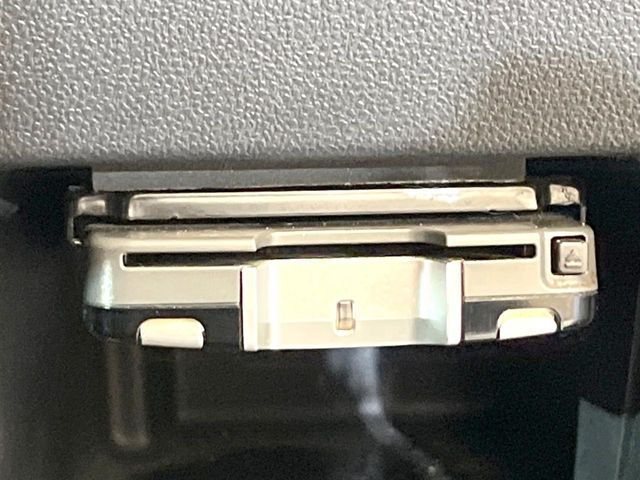 DAIHATSU TANTO CUSTOM 2017 Image 31