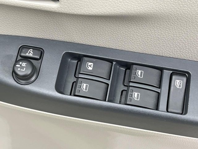 DAIHATSU MIRA E:S 4WD 2014 Image 31