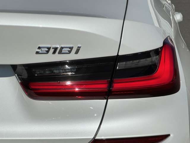 BMW 3SERIES SEDAN 2022 Image 31