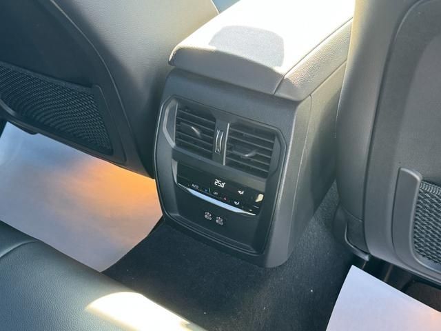 BMW 3SERIES SEDAN 2022 Image 31