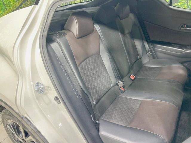 TOYOTA C-HR 2017 Image 31