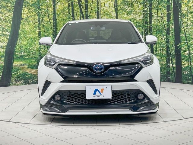 TOYOTA C-HR 2017 Image 31