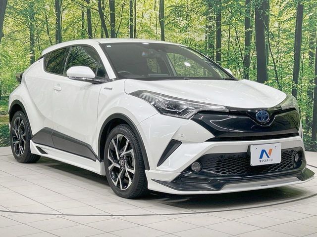 TOYOTA C-HR 2017 Image 31