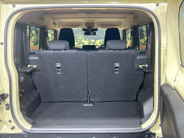 SUZUKI JIMNY NOMADE 2026 Image 31