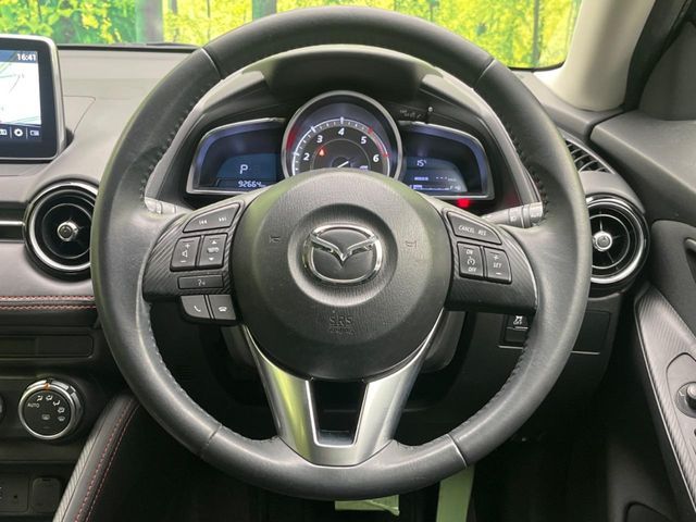 MAZDA DEMIO 2015 Image 31