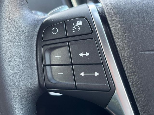 VOLVO V40 CROSS COUN 2018 Image 31