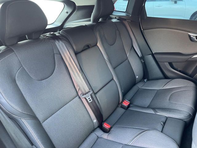 VOLVO V40 CROSS COUN 2018 Image 31