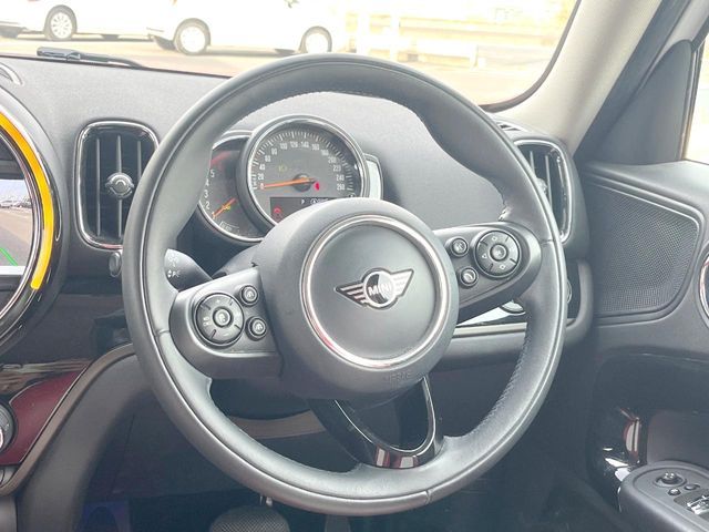 BMW MINI COOPER D CR 2019 Image 31