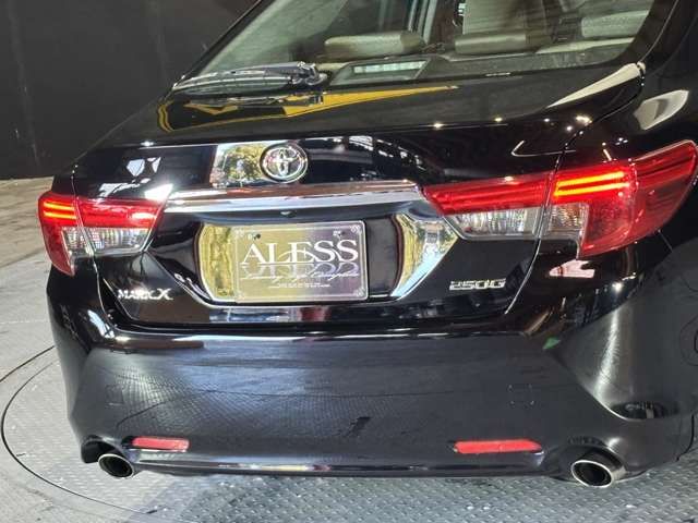 TOYOTA MARK X 2010 Image 31