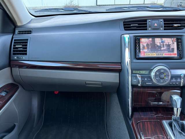 TOYOTA MARK X 2010 Image 31