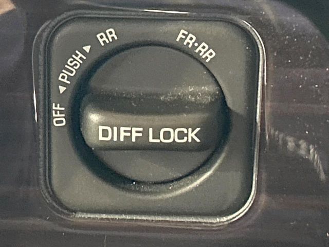 TOYOTA LANDCRUISER 70 2024 Image 31