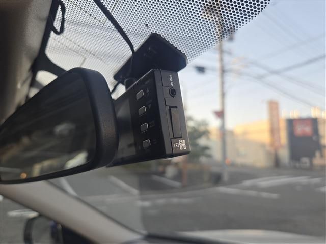 NISSAN SKYLINE 2014 Image 31