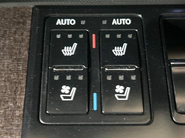 TOYOTA LEXUS RX450H 2WD 2016 Image 31