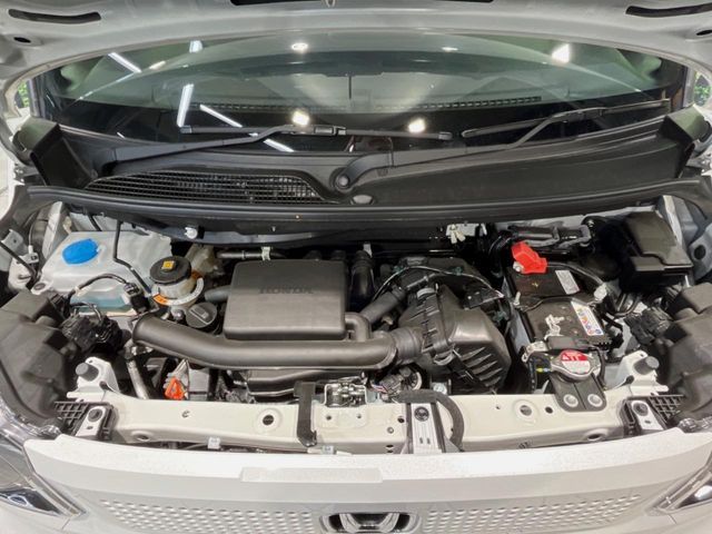 HONDA N BOX 2025 Image 31