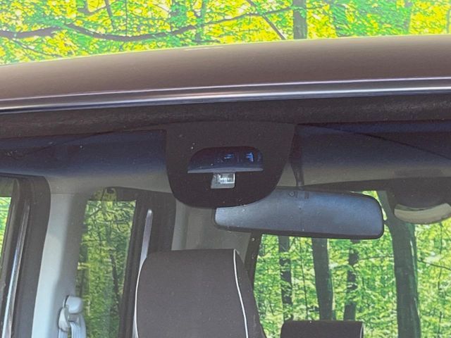 HONDA N BOX 2015 Image 31