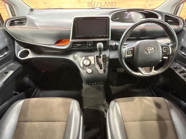TOYOTA SIENTA HYBRID 2019 Image 31