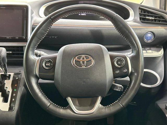TOYOTA SIENTA HYBRID 2019 Image 31