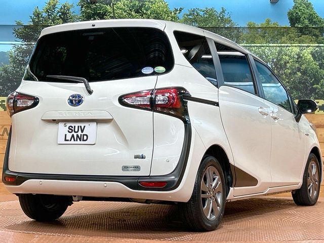 TOYOTA SIENTA HYBRID 2019 Image 31