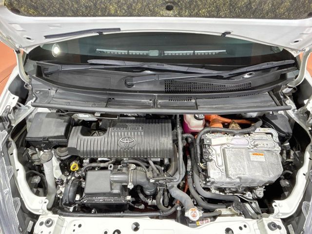 TOYOTA SIENTA HYBRID 2019 Image 31