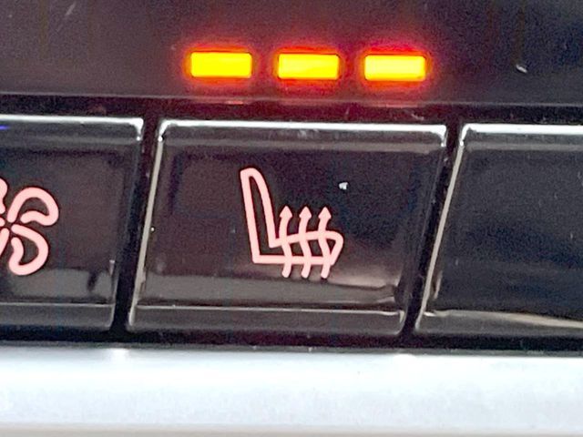 BMW 5SERIES TOURING 2019 Image 31