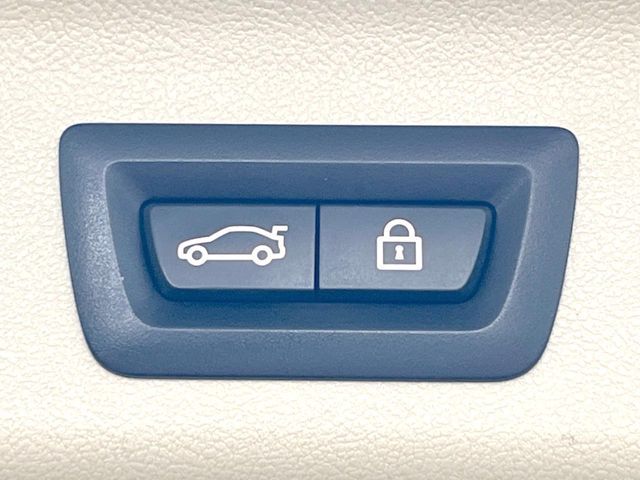 BMW 5SERIES TOURING 2019 Image 31