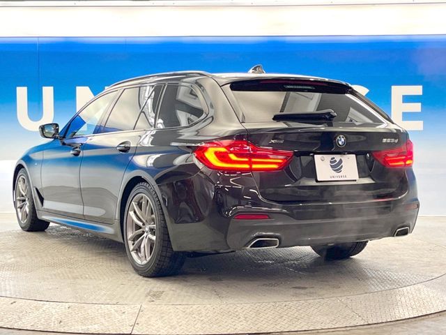BMW 5SERIES TOURING 2019 Image 31