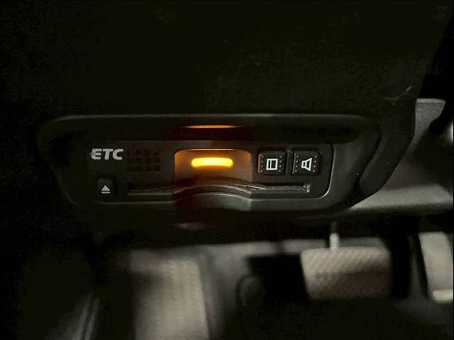 HONDA VEZEL HYBRID 2017 Image 31