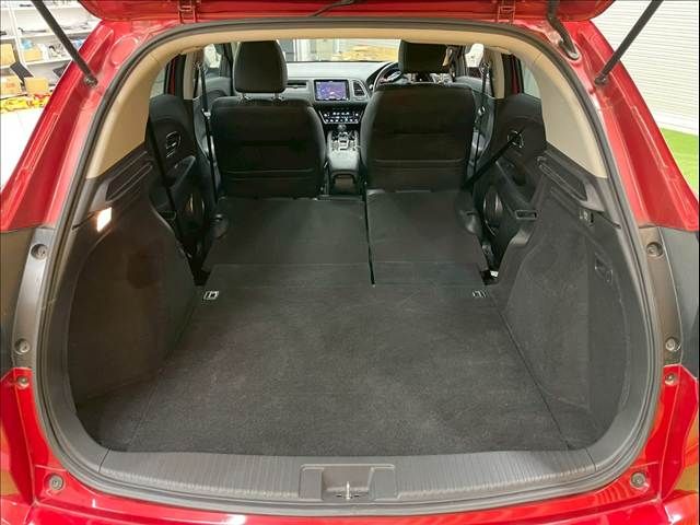 HONDA VEZEL HYBRID 2017 Image 31