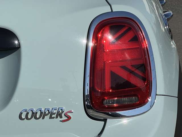 BMW MINI COOPER S 5DOOR 2018 Image 31