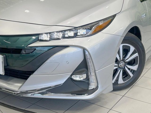 TOYOTA PRIUS PHV 2017 Image 31