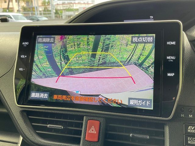 TOYOTA VOXY HYBRID 2019 Image 31