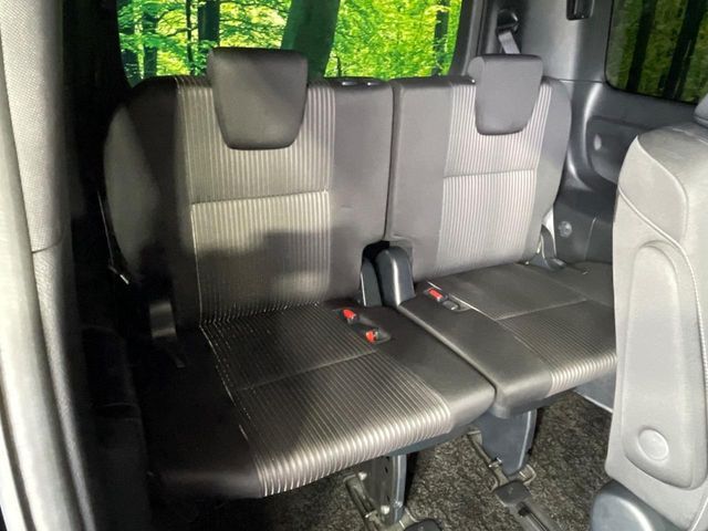 TOYOTA VOXY HYBRID 2019 Image 31