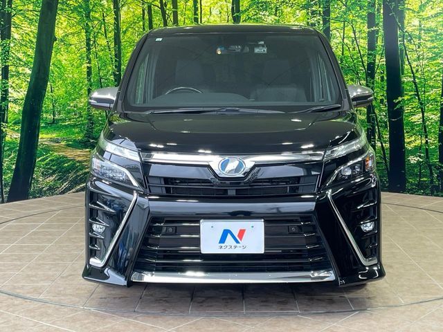TOYOTA VOXY HYBRID 2019 Image 31