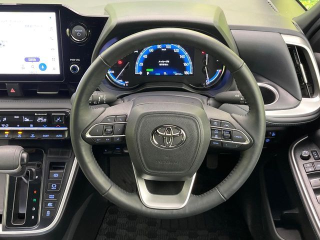 TOYOTA VOXY HYBRID 2024 Image 31