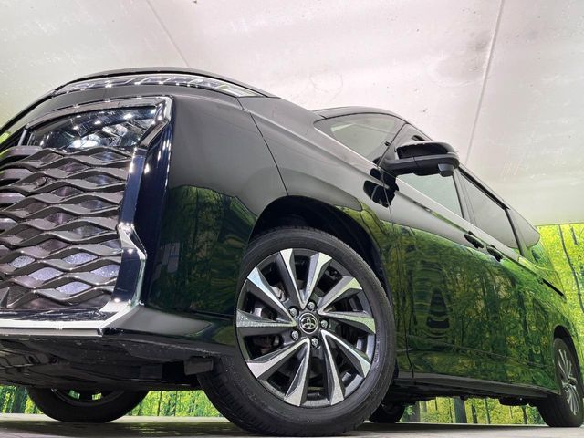 TOYOTA VOXY HYBRID 2024 Image 31