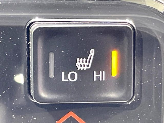 TOYOTA VOXY HYBRID 2023 Image 31