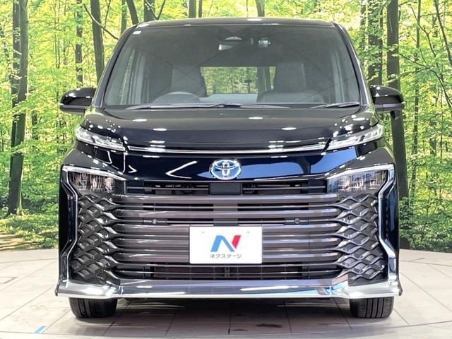 TOYOTA VOXY HYBRID 2023 Image 31