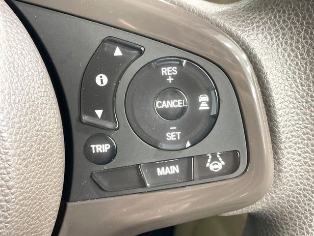 HONDA N BOX 2017 Image 31